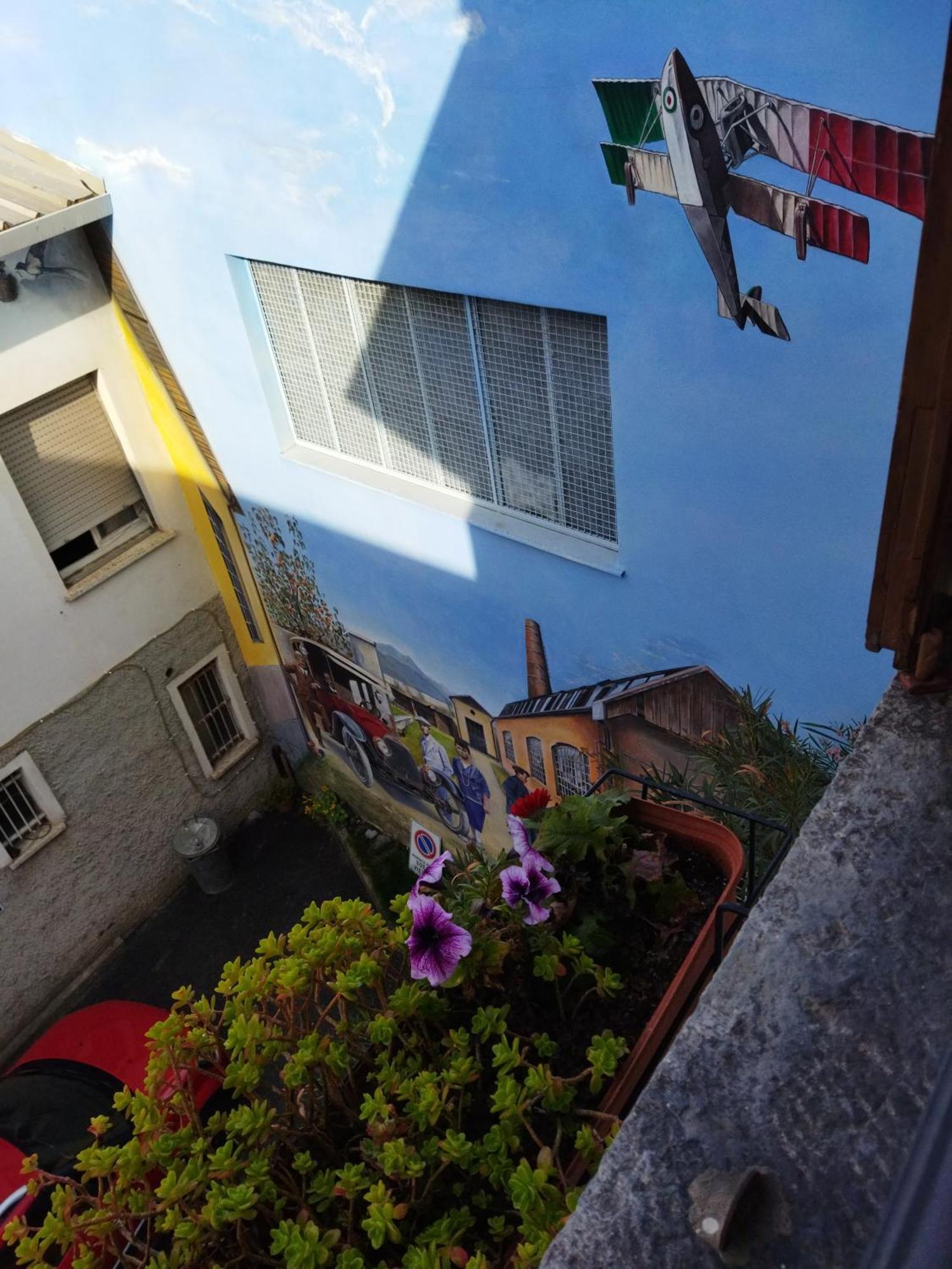 Antica Officina Apartment Mandello del Lario Luaran gambar